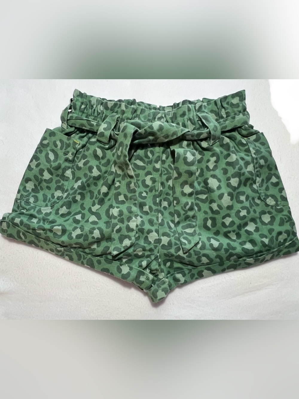 Mini Boden Rosemary Green Leopard Print Paperbag Shorts 10y